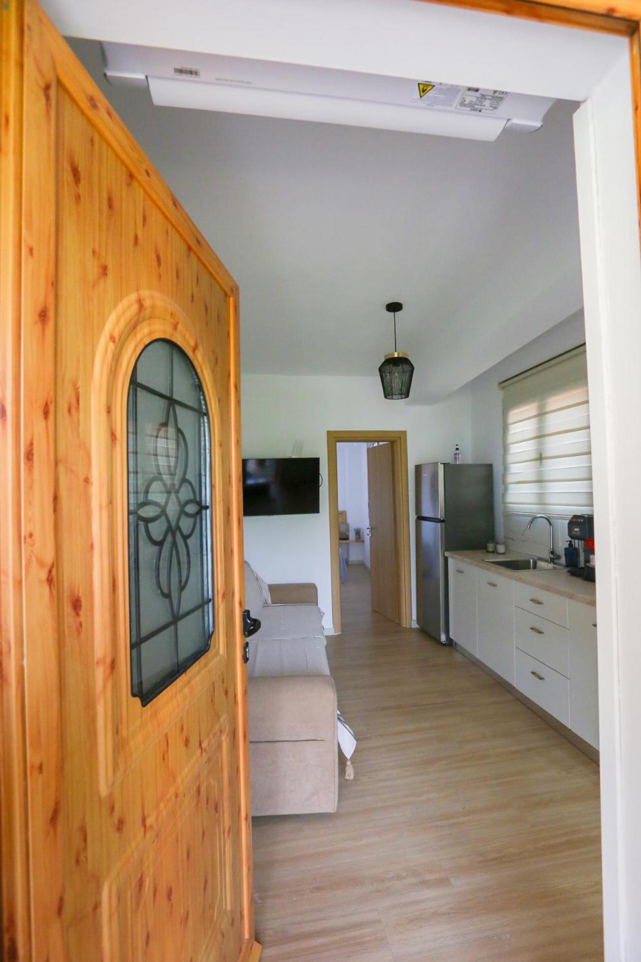 Village View Apartments Himare Exterior foto
